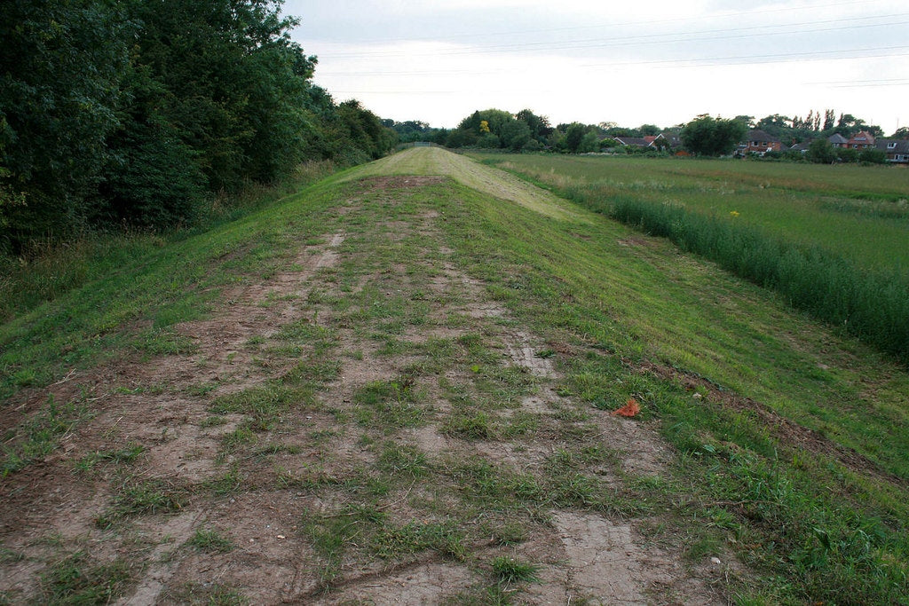 Photo 6x4 Flood bank at Pasture Lane Long Eaton I expect this was strengt c2010