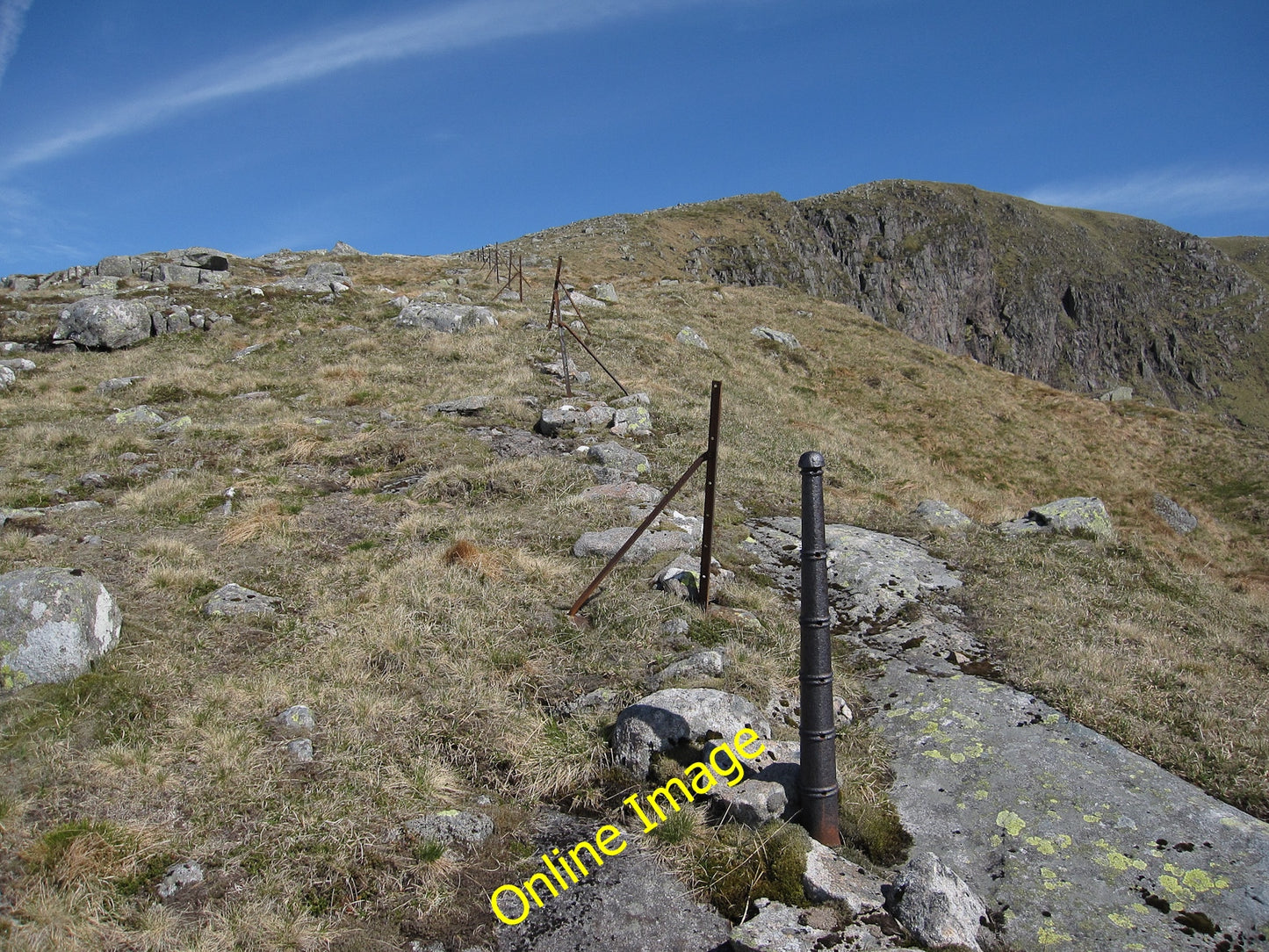 Photo 12x8 Abandoned fenceline on Sron a' Ghearrain Bealach Coire Laoghan c2010