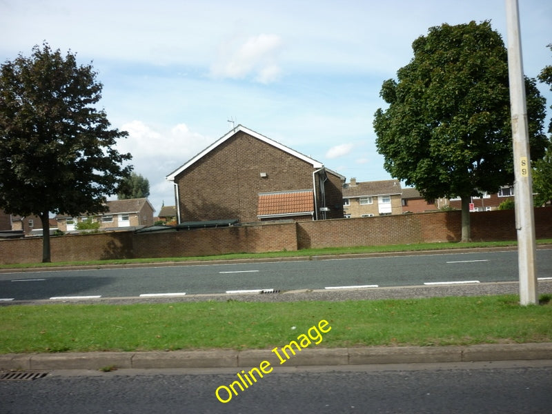 Photo 6x4 The A46 Laceby Road, Grimsby Laceby Acres c2010