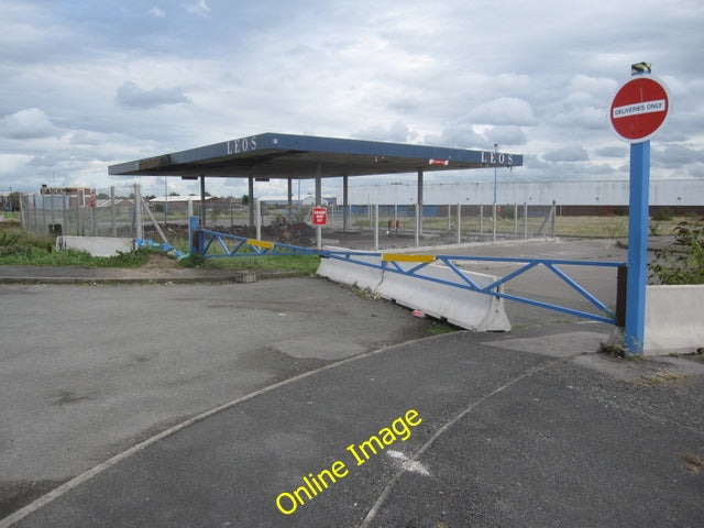 Photo 6x4 Former Leo's filling station and store Saltney The disused fill c2010