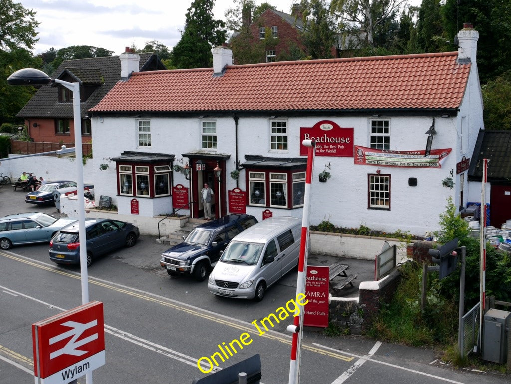 Photo 6x4 The Boathouse pub, Wylam Prudhoe 'Arguably, the Best Pub i c2010