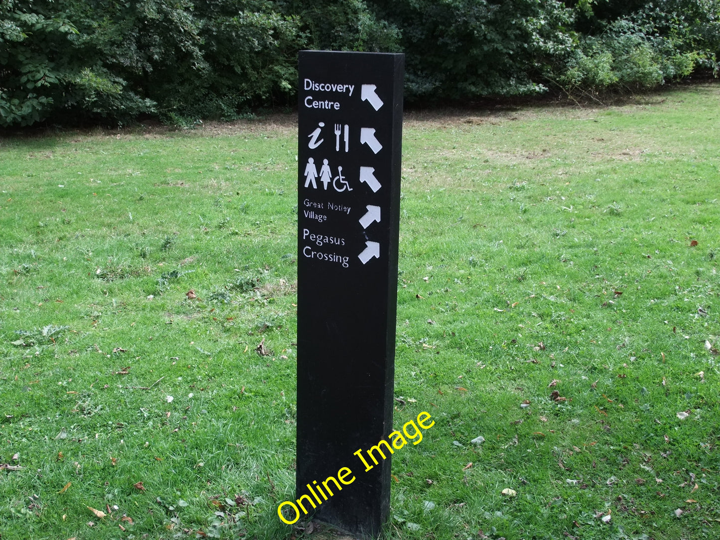 Photo 6x4 Direction sign within Great Notley Country Park Milch Hill c2010