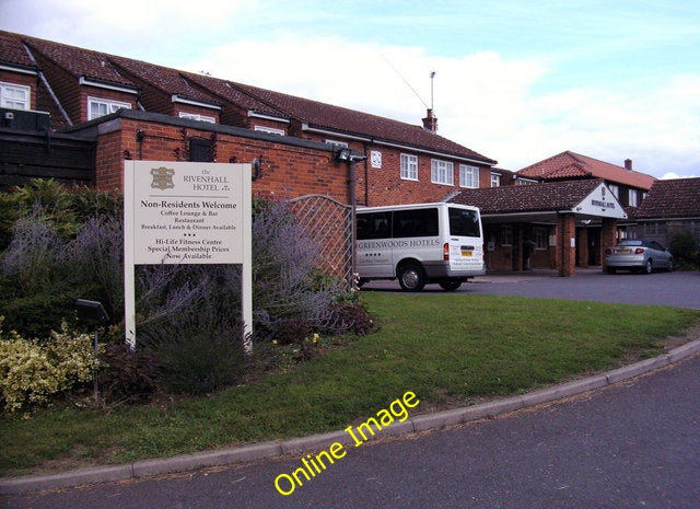Photo 6x4 Rivenhall Hotel, Rivenhall End, Essex Witham c2010