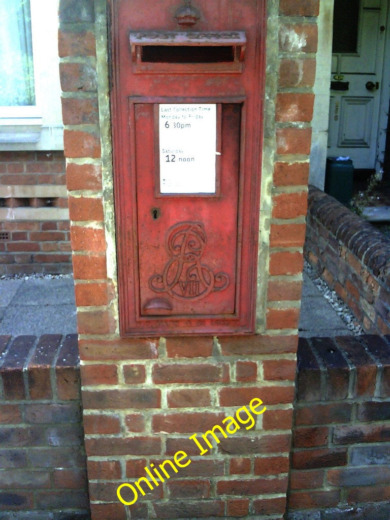 Photo 6x4 Letter box outside #258 Abingdon Road Oxford\/SP5106 This pilla c2010