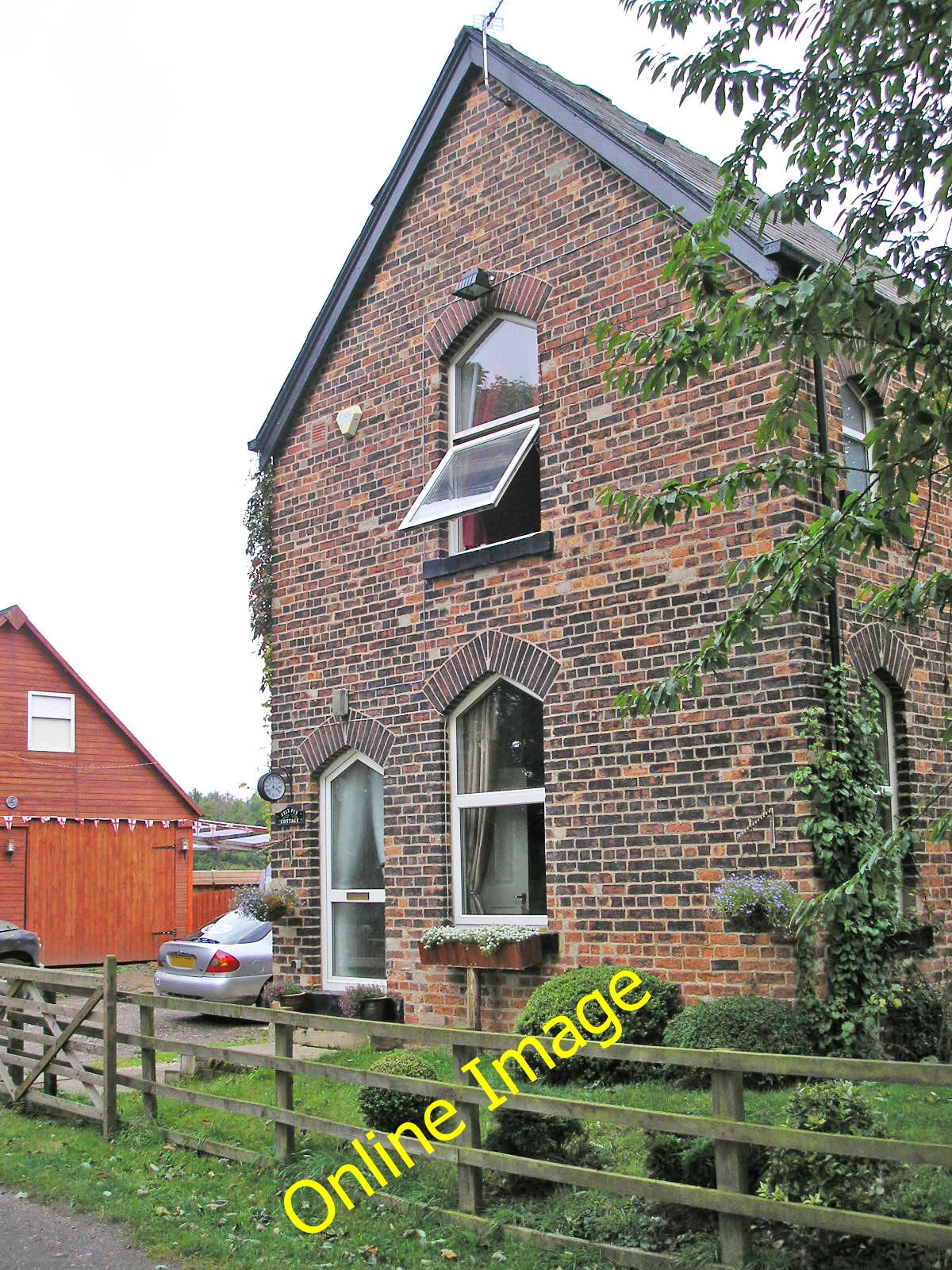 Photo 6x4 Lily Pit Cottage Garforth A house next to the track which used c2010
