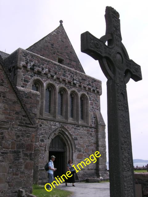 Photo 6x4 Celtic Cross at Iona Abbey Entrance Baile M\u00f2r c2009