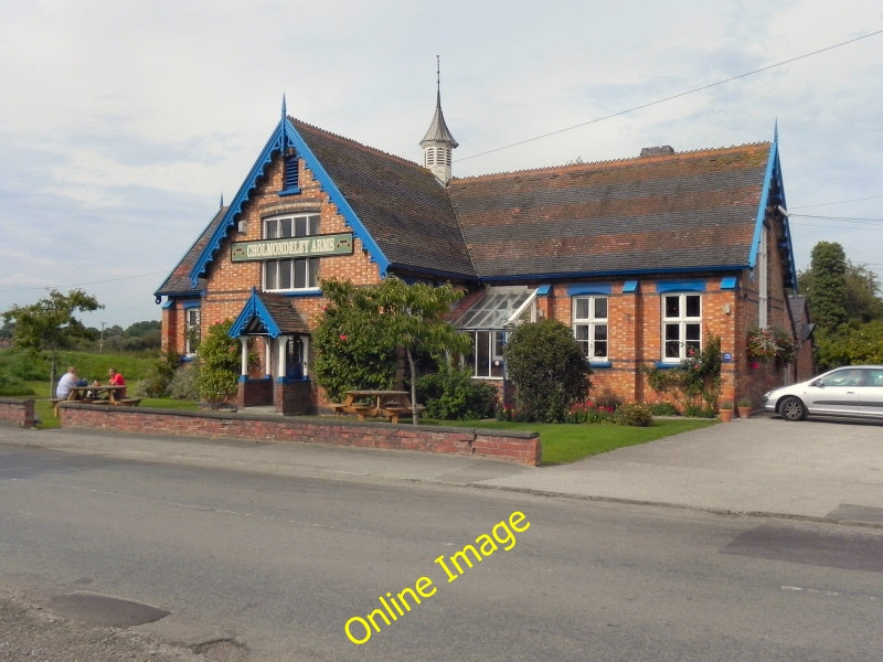 Photo 6x4 Cholmondeley Arms Bickley Moss At the junction of Wrenbury Road c2010