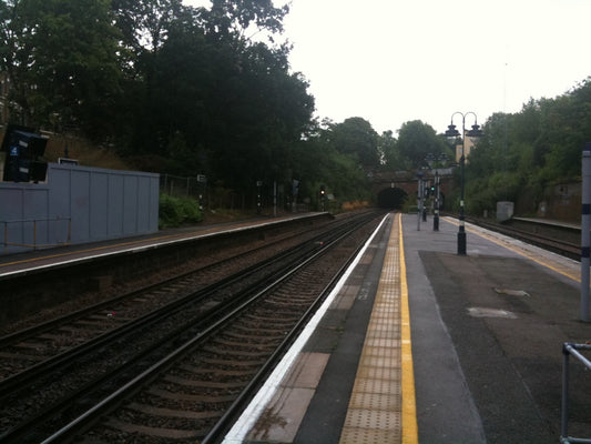 Photo 6x4 Railway line at Denmark Hill railway station Brixton\/TQ3175  c2010