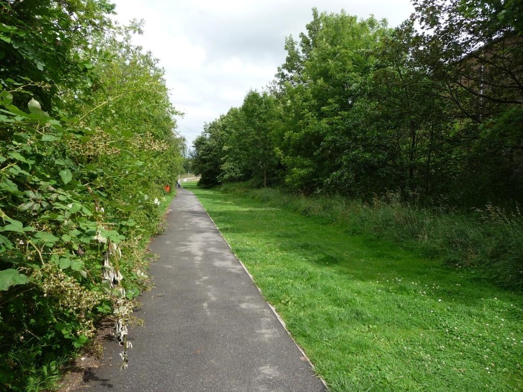 Photo 6x4 Once a railway, now a footpath Shildon\/NZ2326 This links Locom c2010