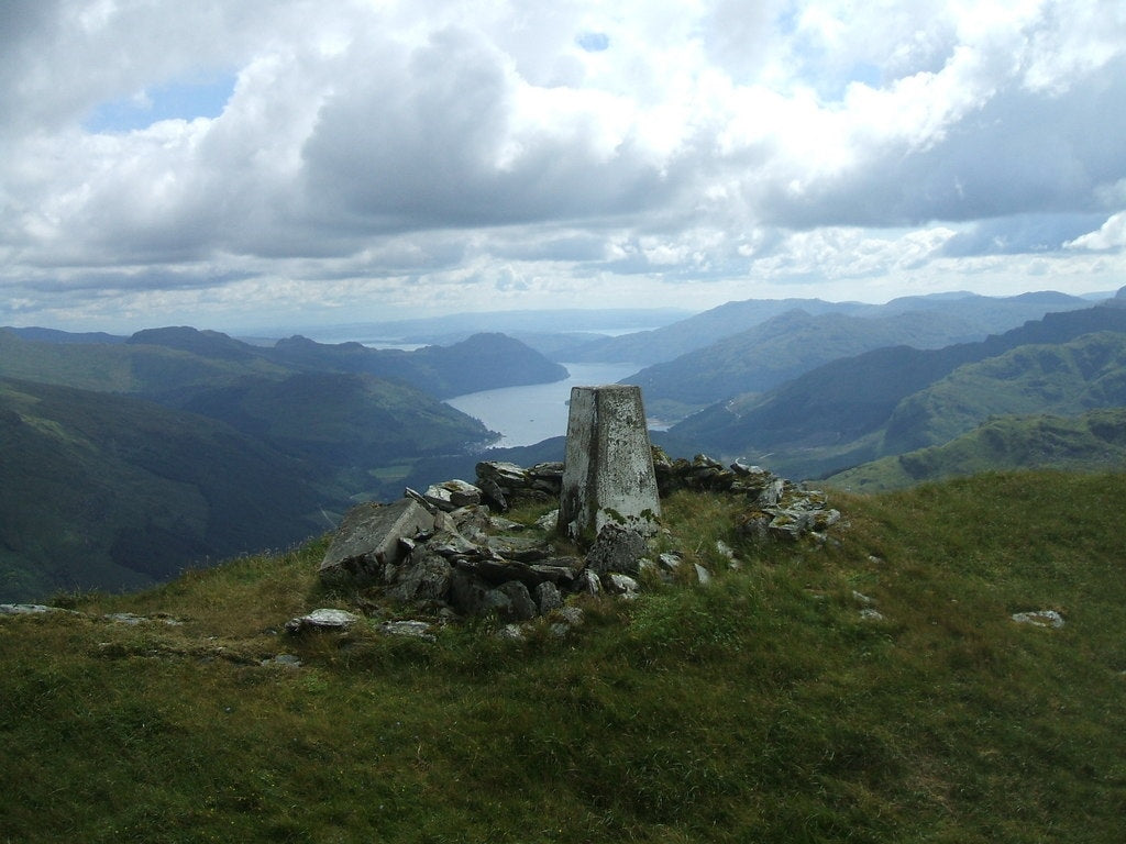 Photo 6x4 Stob an Eas Cairndow Cairn and trig pillar on the summit of the c2010