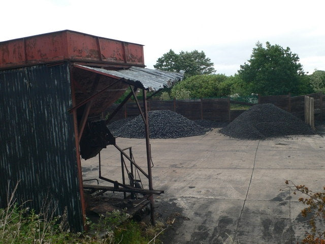 Photo 6x4 Coal Yard, Calveley In Station Yard, beside the railway. c2010