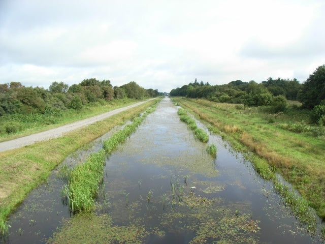 Photo 6x4 Tesco Foot's Cray Petrol Station Foots Cray On the access road  c2010