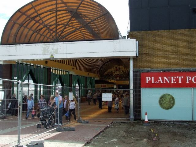 Photo 6x4 Clyde Shopping Centre Clydebank\/NS4970 Renovation work is unde c2010