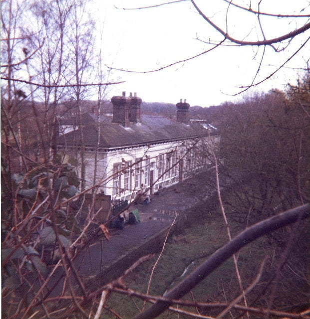 Photo 6x4 Petworth Railway Station Byworth The station was being renovate c1986