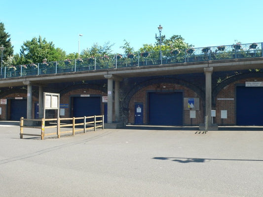 Photo 6x4 Workshops in the railway arches, Melton Mowbray  c2010