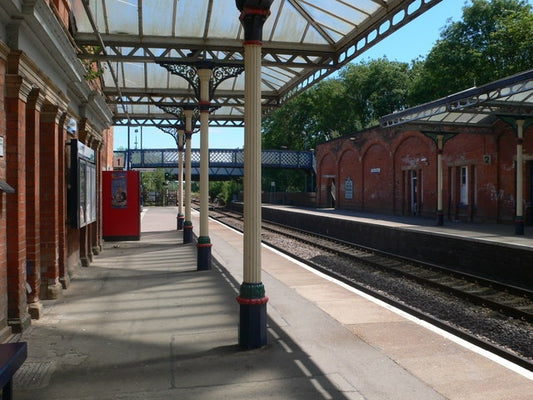 Photo 6x4 Melton Mowbray Railway Station Looking east, with the railway f c2010