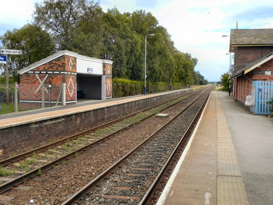 Photo 6x4 Plumley Station  c2010