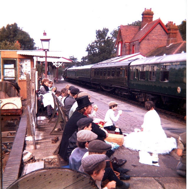 Photo 6x4 Costumed school outing at Sheffield Park Railway Station Fletch c1985