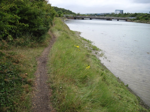 Photo 6x4 Ports Creek towards Railway Bridge Highbury\/SU6604  c2010