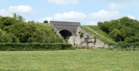 Photo 6x4 2010 : Disused railway bridge near Caen Hill Devizes It is the  c2010