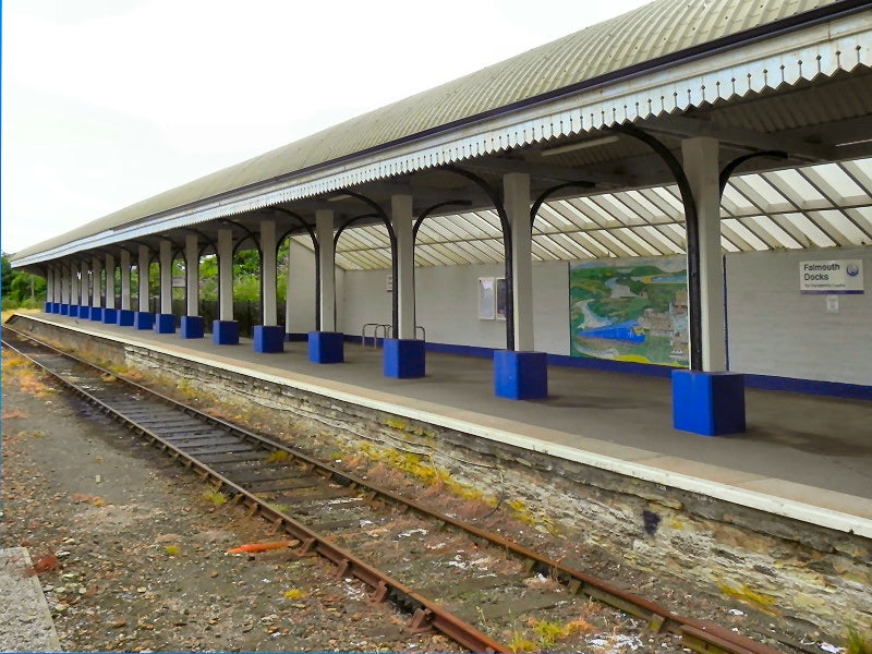 Photo 6x4 Falmouth Docks Station The terminus of the Falmouth Branch Line c2010