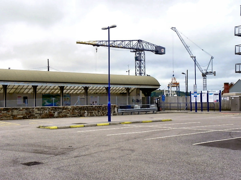 Photo 6x4 Falmouth Docks Station The station is at the end of the branch  c2010