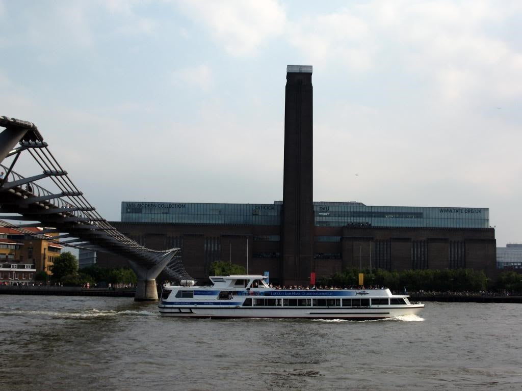 Photo 6x4 Tate Modern, SE1 London According to Wikipedia, it was the 3rd  c2007