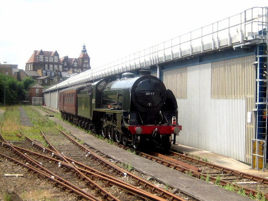 Photo 6x4 Sir Lamiel at Clapham Junction Battersea The steam locomotive w c2010