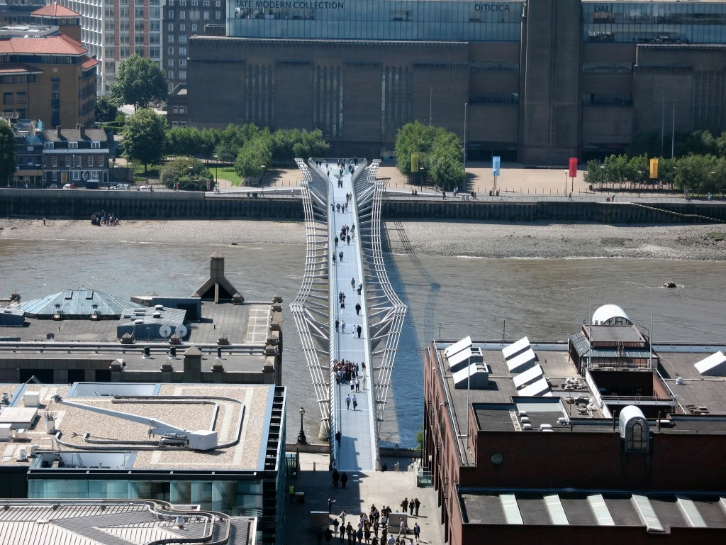 Photo 6x4 The Millennium Bridge London A stunning view from the top of St c2007