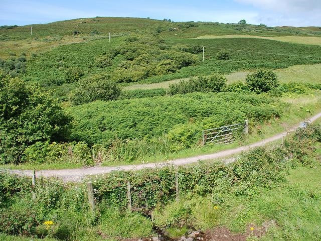 Photo 6x4 Slopes of Ranachan Hill Kilchenzie Looking across the farm acce c2010