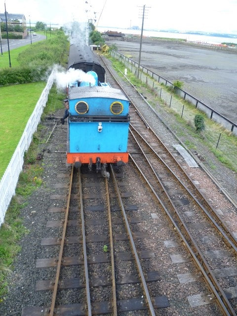 Photo 6x4 Train approaching Bo'ness Station This is the view from the foo c2010