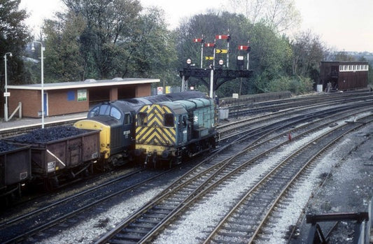 Photo 6x4 Waiting to enter the freight yard at Radyr Freight trains would c0