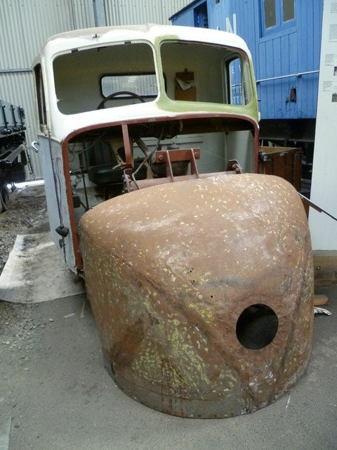 Photo 6x4 Scammell 'Scarab' tractor unit, Scottish Railway Exhibition Bo' c2010