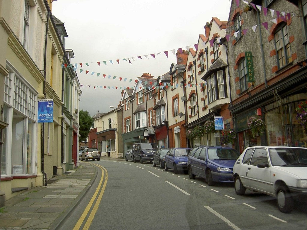 Photo 6x4 The flags are out in Station Road Llanfairfechan  c2010