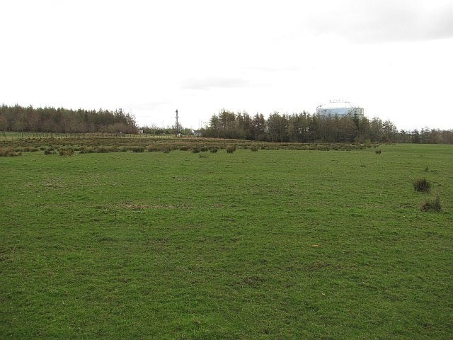 Photo 6x4 Grassland, Brackenhurst Glenmavis\/NS7567 Gas transfer station  c2010