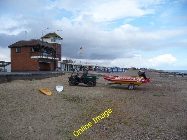 Photo 6x4 H.M. Coastguard station, Littlehampton The Coastguard building  c2010