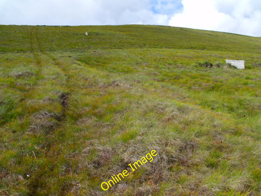 Photo 12x8 Vehicle track servicing grouse butts on the east side of point  c2010