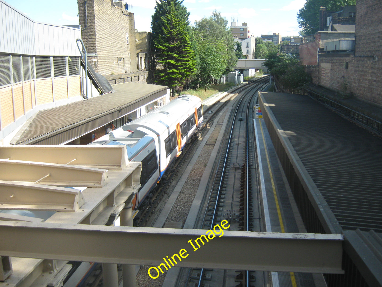 Photo 6x4 Underground Railway to New Cross Deptford\/TQ3677 As seen from  c2010