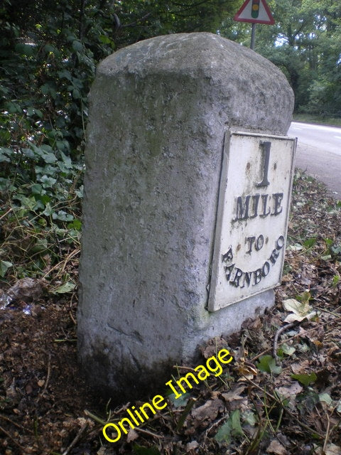 Photo 6x4 Milestone. London Bridge-13,  Farnborough-1. Keston Mark Locate c2010