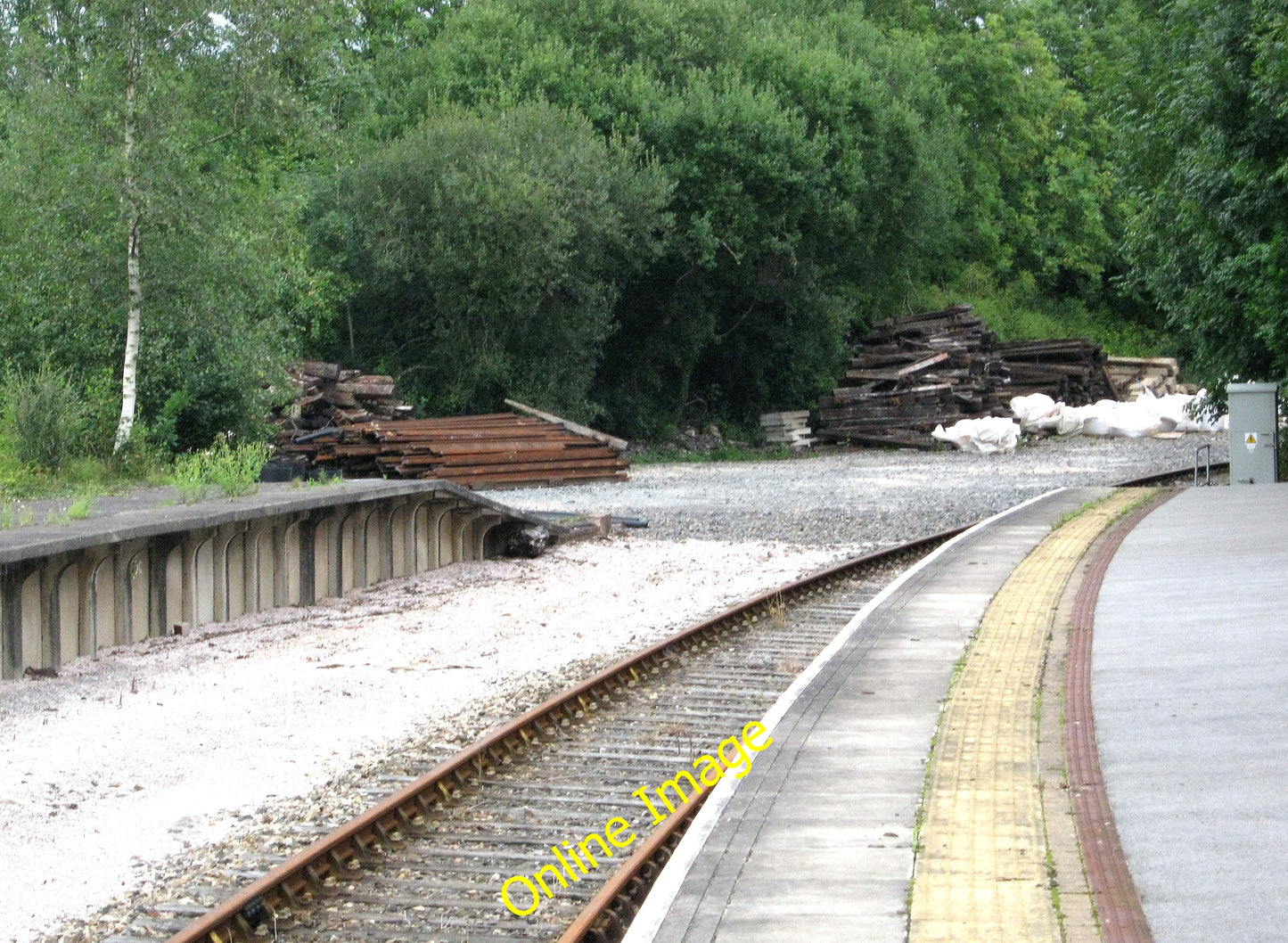 Photo 6x4 View east from Bere Alston station Tuckermarsh Looking east to  c2010