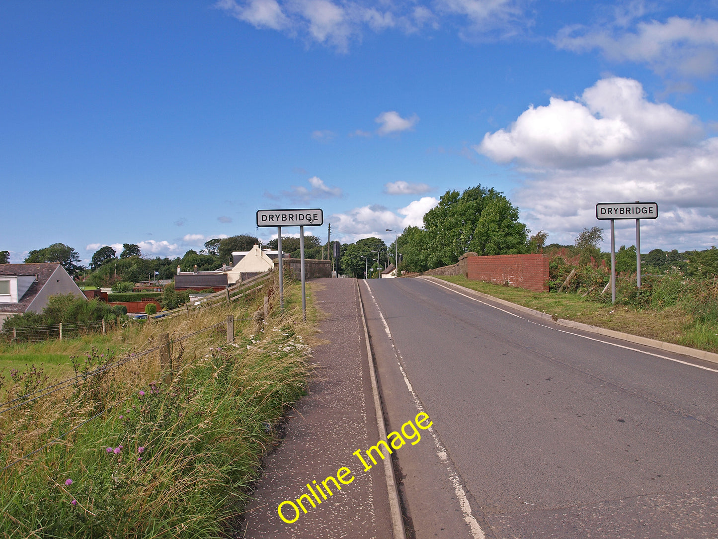 Photo 6x4 B730, Drybridge Drybridge\/NS3536 Approaching the railway bridg c2010