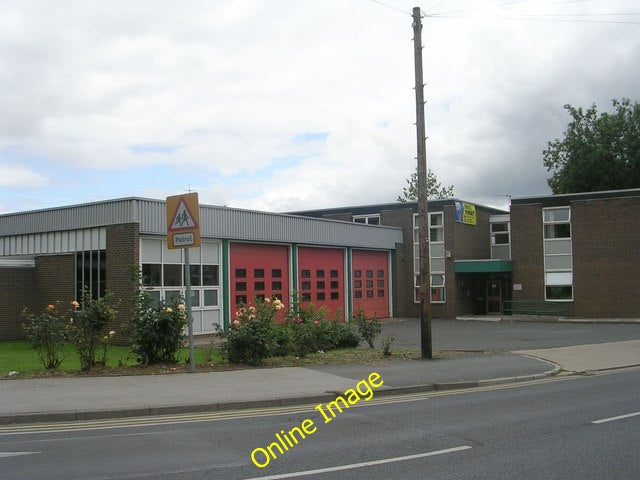 Photo 6x4 Fire Station - Beancroft Road Castleford  c2010