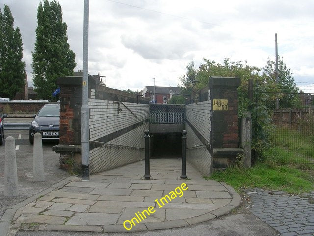 Photo 6x4 Subway NOC 148-53 - near Railway Station Castleford  c2010