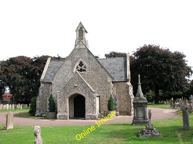 Photo 6x4 Cemetery chapel in London Road, Thetford Thetford\/TL8783  c2010