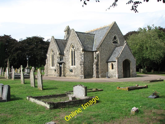 Photo 6x4 Cemetery chapel in London Road, Thetford Thetford\/TL8783  c2010