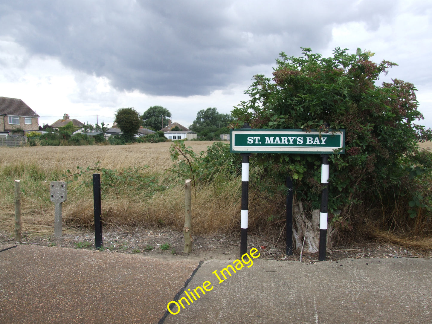 Photo 6x4 St. Mary's Bay station St Mary's Bay\/TR0827 On the Romney, Hyt c2010