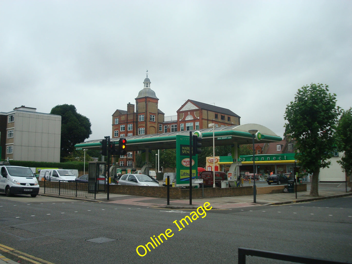 Photo 6x4 Petrol station, Trafalgar Road, Greenwich Greenwich\/TQ3977  c2010