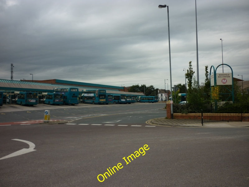 Photo 6x4 Wakefield Bus Station Wakefield\/SE3320  c2010