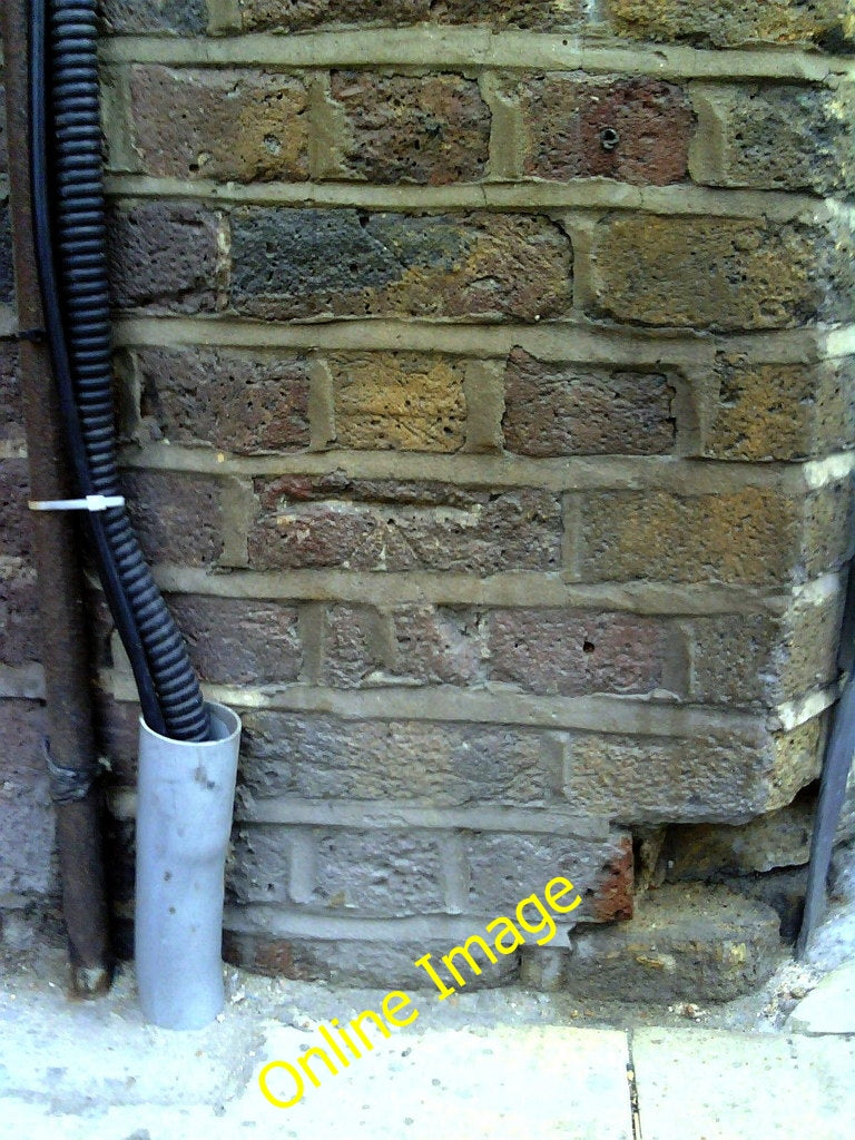 Photo 6x4 Benchmark on wall of Bermondsey Street viaduct London Ordnance  c2010