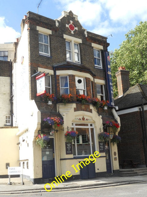 Photo 6x4 The Rose & Crown in Paris Gardens London  c2010